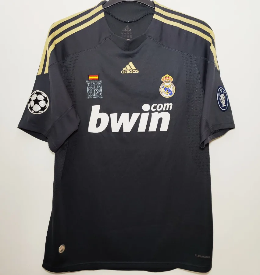 maillot real madrid 2009 2010 third